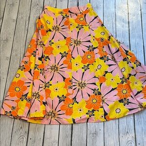 ASOS 100% COTTON SKIRT
Size 8
Like New!